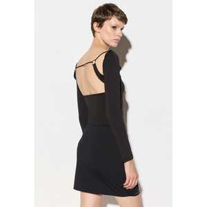 Blusa con Hombros Descubiertos - Product Image 4