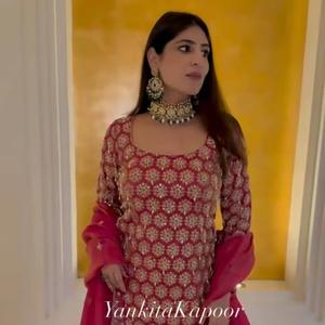 Conjunto de traje Sharara Dupatta de alta calidad con bordado de lentejuelas en georgette, estilo vintage, recto, para verano, color liso, cintura natural, para trabajo. - Product Image 1