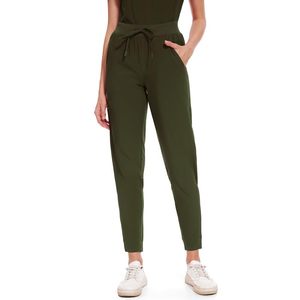 ชุดเครื่องแบบขัดตัวทางการแพทย์คอวีสำหรับโรงพยาบาลชุดขัดผิวแบบกำหนดเองแขนสั้น - Product Image 6