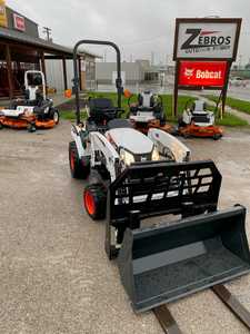 Tractor Subcompacto Bobcat CT1025 HST de 25 HP, 2WD, Transmisión de Engranajes, Horquillas para Paletas, Cucharón Multifuncional Automático con Bomba de Caja de Cambios - Product Image 6