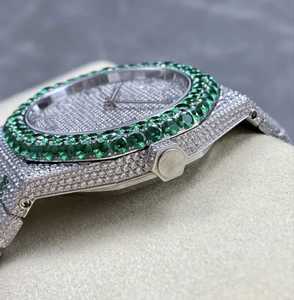 Montre Hip Hop automatique personnalisée à affichage analogique vert clouté de diamant Moissanite avec charme de luxe classique à la mode - Product Image 2