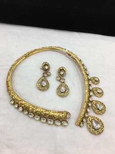 Traditional <b>Kundan</b> Wedding Necklaces Premium Designer <b>Jewelry</b> for Brides & Bridesmaids Memorable Ceremonial Events - Product Image 3