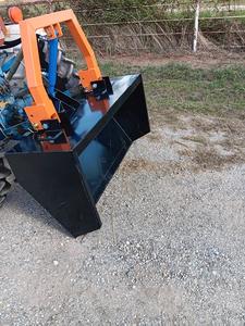 Último modelo de cargador hidráulico de 3 puntos para tractor W-o-l-v-e-r-i-n-e con motor, bomba PLC y caja de cambios - 5+ años de garantía - Product Image 2