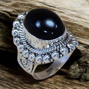 แหวนเงินแท้ 925 ทำมือสำหรับผู้หญิง ประดับพลอยออนิกซ์สีดำ ปรับแต่งได้ สไตล์วินเทจ เหมาะสำหรับงานแต่งงาน ขายส่งเครื่องประดับสำหรับทุกคน - Product Image 1