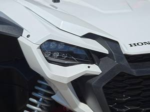 รถมอเตอร์ไซค์ TALON1000X4 FOX Live Valve ปี 2024 พร้อมส่ง ฟรีค่าจัดส่ง - Product Image 3