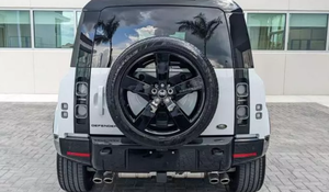 NUEVA OFERTA PARA UN AUTO USADO IMPECABLE: Land Rover <span class=keywords><strong>Defender</strong></span> 110 V8 SUV 2023. Envío a Todo el Mundo - Product Image 6