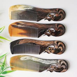 Peine de Cuerno de Búfalo Natural Premium para Uso en Salón, Peine de Cuerno de Buey para Cabello Rizado, Tamaño Personalizable y el Mejor Diseño Disponible - Product Image 1