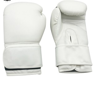 Gants de boxe en PVC personnalisés avec logo, nouvelle vente chaude 2025, respirants, taille personnalisée, fabrication bon marché, couleur haute qualité, gants d'arts martiaux à lacets - Product Image 2