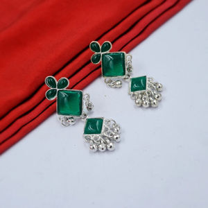 ตุ้มหูอัลลอยด์ออกซิไดซ์มีสไตล์เครื่องประดับแฟชั่นน้ำหนักเบา8สีดีไซน์ทันสมัยสำหรับผู้หญิงขายส่งออนไลน์ - Product Image 1