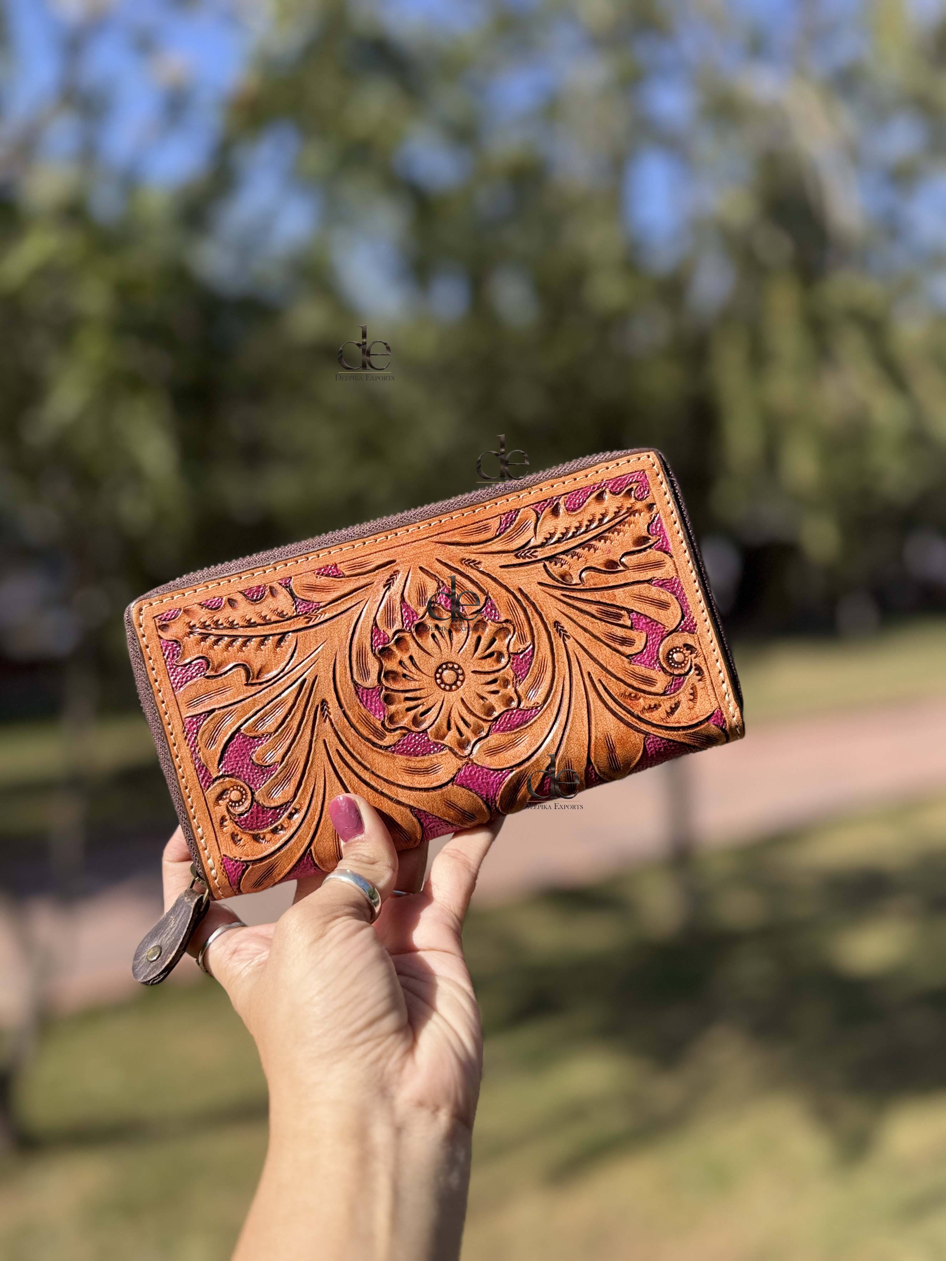 สีน้ำตาล