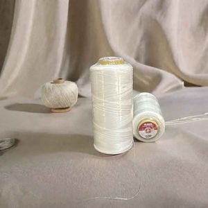 Venta al por mayor 40/2 5000yds 100% poliéster impreso hilo de coser de alta tenacidad antiestático para ropa de dormir ropa de niñas OEM/ODM - Product Image 4