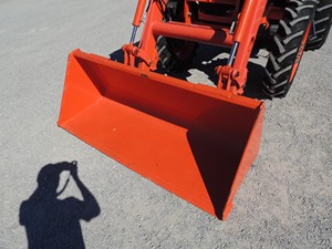 Tractor Kubota M6060HDC 2017 en venta - Product Image 2