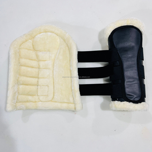 Botte de cheval avec trois étriers et intérieur en vison ajustement confortable et protection maximale contre les chocs et les chocs - Product Image 1