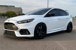 Buena oferta para Ford Focus RS AWD listo para enviar - Product Image 5