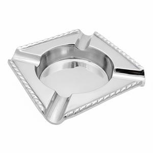 Cenicero de Metal Estilo Antiguo al por Mayor, Cenicero Redondo de Latón con Diseño Floral Grabado a Mano para Decoración del Hogar o Regalo - Product Image 2