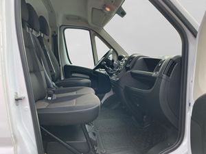 CAMIONETA USADA EN BUEN ESTADO, MODELO 2022, MOTOR JUMPER, BAJO KILOMETRAJE, 140HP, TRANSMISIÓN - Product Image 3