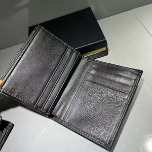 Cartera de Cuero Genuino para Hombre GENTS GARB, Protección RFID, Forro de Poliéster, Cierre Personalizado, Diseño Compacto para Tarjetas de Crédito - Product Image 3