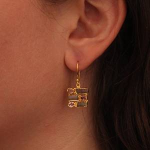 Tourmalines brutes vertes et tourmalines à facettes roses dans un cadre carré en or vermeil fabriqué à partir d'argent sterling massif 925 - Product Image 2