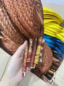 Les éventails en bambou de conception exquise sont utilisés comme accessoires de décoration pour augmenter le caractère unique de nombreux espaces différents - Product Image 4