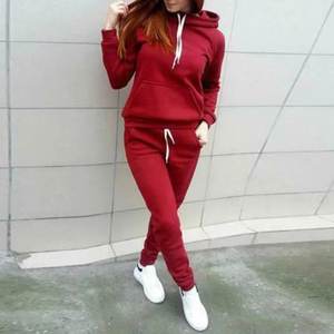 Conjunto Deportivo Informal de Dos Piezas Estampado de Alta Calidad OEM para Mujer, Sudadera con Capucha de Manga Larga y Pantalones Largos con Bolsillos - Product Image 6