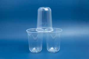 El más nuevo estilo 2025 Promoción de fábrica Forma de U Vaso de plástico PP transparente desechable 400ml 500ml 700ml Tamaños Logotipo personalizado - Product Image 5