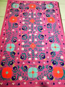 Mantas tejidas de lana bordadas Suzani de colores vibrantes y brillantes hechas a medida para decoración del hogar, reventa en tiendas - Product Image 2