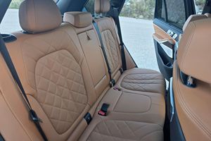 BMW X5 M60i 2024, Bajo Kilometraje, Caja de Cambios Automática, Dirección Suave, Gasolina/Eléctrico - Product Image 6