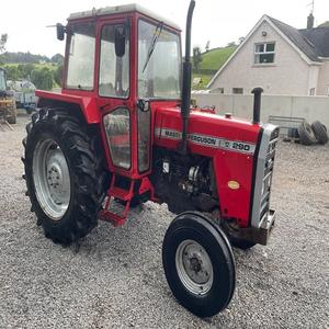 Oferta Especial: Tractores Agrícolas 4x4 Massey Ferguson 290 Usados en Buen Estado, Maquinaria Agrícola Disponible en Stock con Implementos - Product Image 2