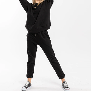 Tops y pantalones cortos de 2 piezas de algodón para mujer, trajes para correr de invierno y otoño, ligeros y transpirables con diseño de traje con cremallera - Product Image 5