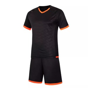 Maillot de football de football à séchage rapide pour hommes populaires uniforme d'été personnalisé avec impression par sublimation en gros - Product Image 4