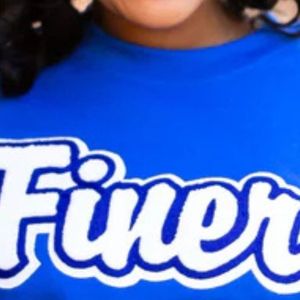 Felpa più fine con lettere morbide in cotone e ciniglia per i membri della confraternita abbigliamento greco elegante Unisex - Product Image 4