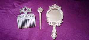 Peines tallados en madera hechos a medida junto con palos de madera para el cabello y espejo de bolsillo de madera para reventa en tiendas de accesorios para el cabello - Product Image 5