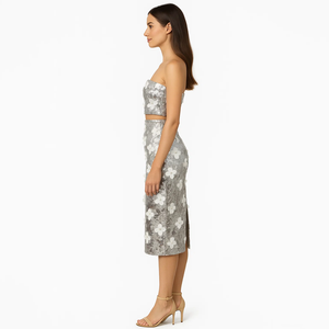 Ensembles de <span class=keywords><strong>jupe</strong></span> <span class=keywords><strong>longue</strong></span> fendue dans le dos avec <span class=keywords><strong>bustier</strong></span> tube personnalisé sans bretelles <span class=keywords><strong>Ensemble</strong></span> deux pièces <span class=keywords><strong>pour</strong></span> femmes de luxe à paillettes argentées d'été <span class=keywords><strong>pour</strong></span> soirée - Product Image 2