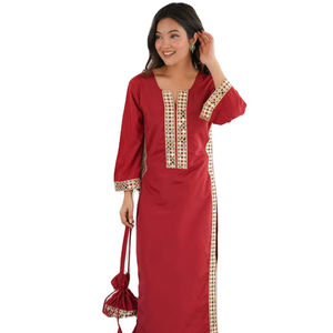 Conçu pour vous faire sentir comme une reine, ensemble Kurti/Kurta personnalisé en tissu de soie pure avec broderies miroir, idéal pour les fêtes et les événements. - Product Image 1