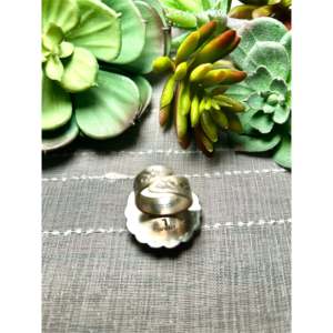 Anillo Ajustable de Plata de Ley Jeff Largo con Incrustaciones en Bisel, Ideal para Regalo - Product Image 5