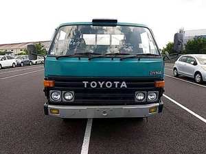 Neatly DY NA 1.75 ton RHD d'occasion, SUV à conduite à droite, sièges en tissu, 7 places, transmission automatique, en bon état - Product Image 3