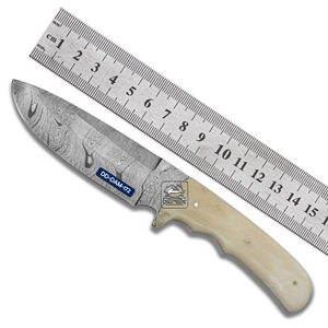 Cuchillo de caza de alta calidad personalizable, hoja de acero de Damasco, mango de hueso de camello, Funda de cuero de vaca, OEM grabado con láser - Product Image 5