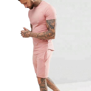 Conjunto de pantalones cortos de gimnasio deportivo para hombre hecho a medida, camiseta y pantalones cortos transpirables ligeros de secado rápido para correr, conjunto de pantalones cortos informales - Product Image 3