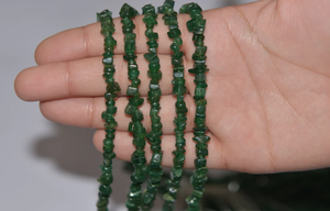 Cuentas de Jade Verde Natural Hechas a Mano, Cuentas de Piedras Preciosas Semipreciosas sin Cortar para la Fabricación de Joyas - Product Image 3