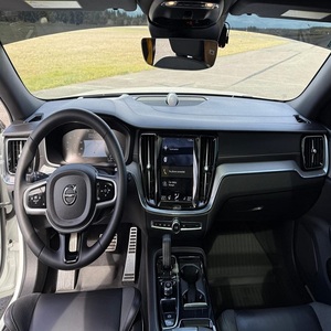 วอลโว่ V60 Recharge T8 Polestar Engineered Extended Range รุ่นที่ดีที่สุดประจำปี 2022 - Product Image 2