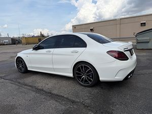 Elegante Sedán Mer-ce-des-AMG C43 2019 - Product Image 5