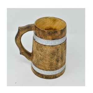 Chope à bière en bois écologique de luxe faite à la main de bonne qualité avec chope à manche en bois pour la maison et le restaurant au meilleur prix - Product Image 4
