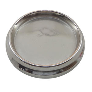 Nouveau pot de bougie de couleur argent nickel bougeoir en aluminium élégant pour la maison décorative à la main en vrac - Product Image 1