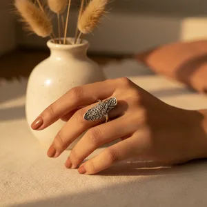 Bague ART PALACE Feuille Marcasite Vintage en Argent 925 pour Femme - Cadeau Tendance & Taille Unique Origine Rajasthan - Product Image 3