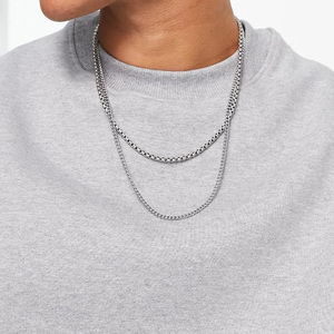 Sudaderas con Capucha Corta de Alta Calidad para Hombre |   Camiseta Personalizada con Bordado Digital, 80% Algodón, 20% Poliéster, Corte Holgado - Product Image 4