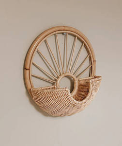 Panier mural en rotin naturel tissé à la main - Décoration d'intérieur en rotin, panier de rangement, produits pour enfants, fabrication au Vietnam - Product Image 1