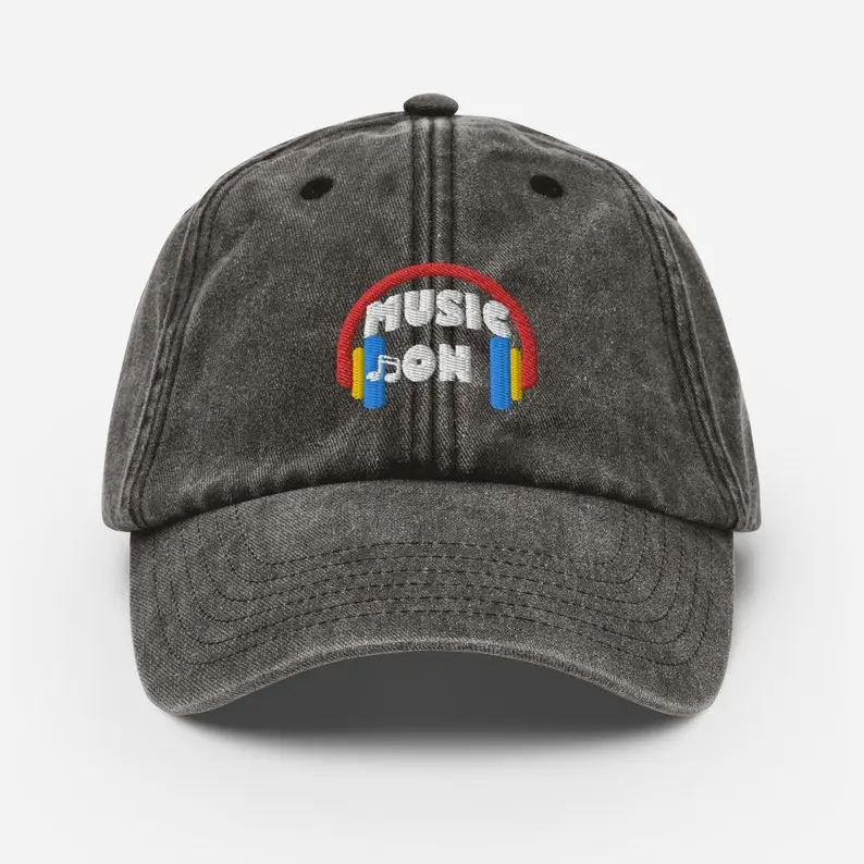Özel düz üzerinde müzik nakışlı Logo beyzbol şapkası yüksek kalite baba şapkası yapılandırılmamış beyzbol şapkaları Injae Vina toptan
