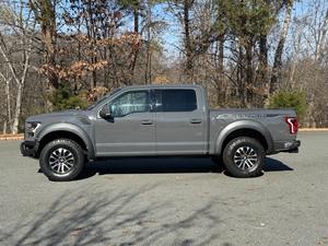 Ford F-150 Raptor 2020, moteur EcoBoost V6 3,5 L haute performance, boîte automatique, pick-up - Product Image 3