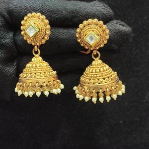 Pendientes de Diseño de Primera Calidad, Chapados en Oro, con Acabado Antiguo, Estilo Tradicional, Colecciones para Bodas, para Mujeres y Niñas - Product Image 1