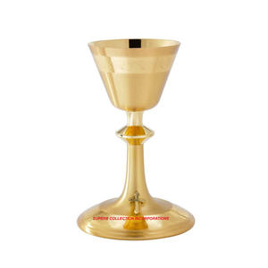 Calice de luxe en laiton doré 8 pouces de haut Calice religieux d'église ou gobelet fait à la main en gros et fournisseurs - Product Image 5